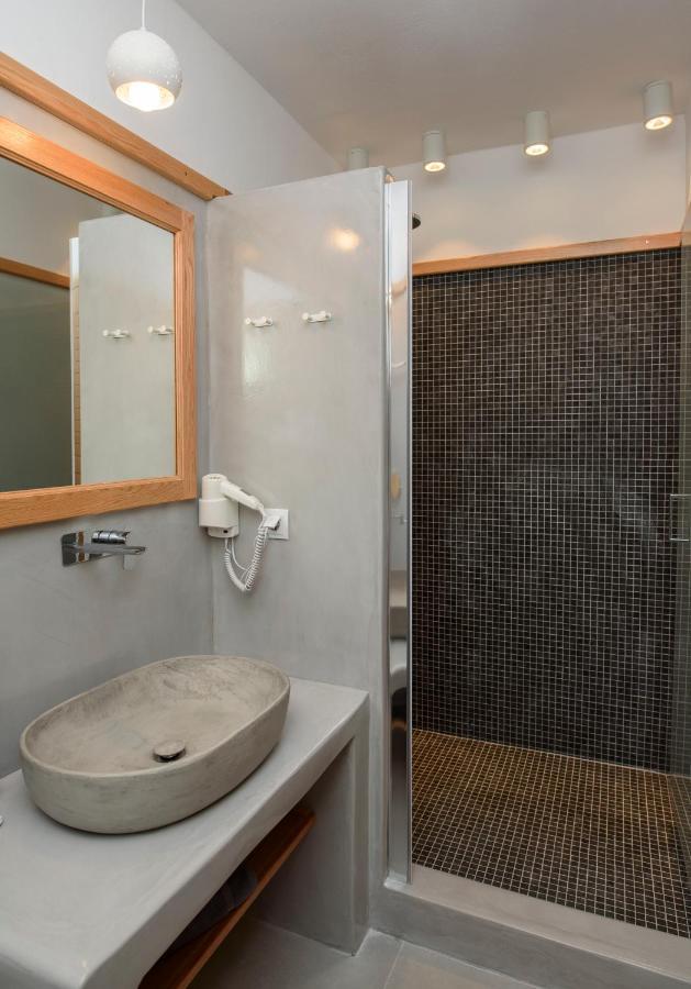 Theasis Suites أمورجوس المظهر الخارجي الصورة